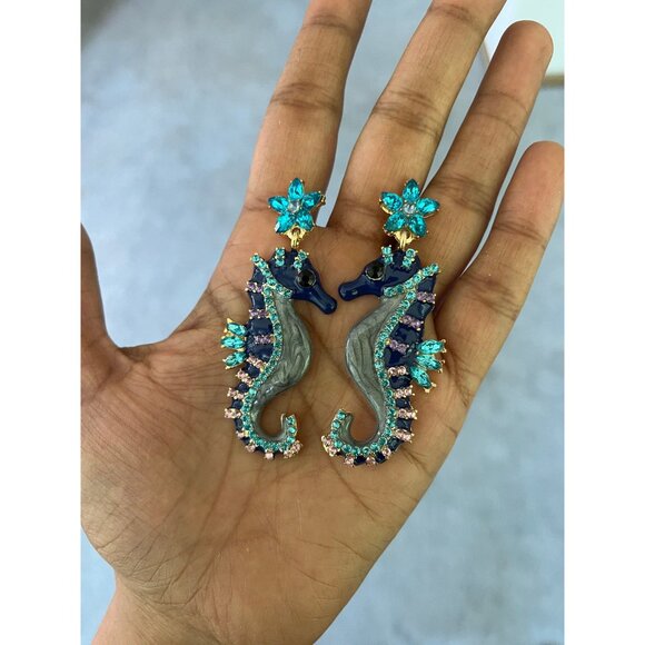 Sea horse earrings , blue earrings , dark blue earrings - Picture 8 of 8